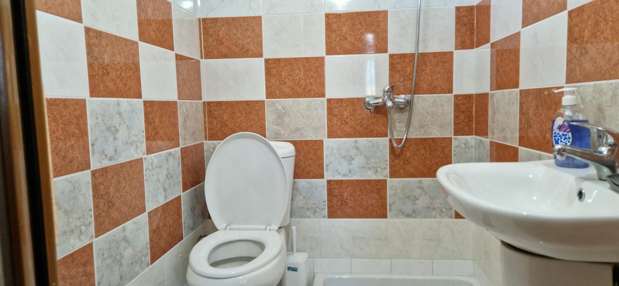 Shena Guest House Gjirokaster Bagian luar foto